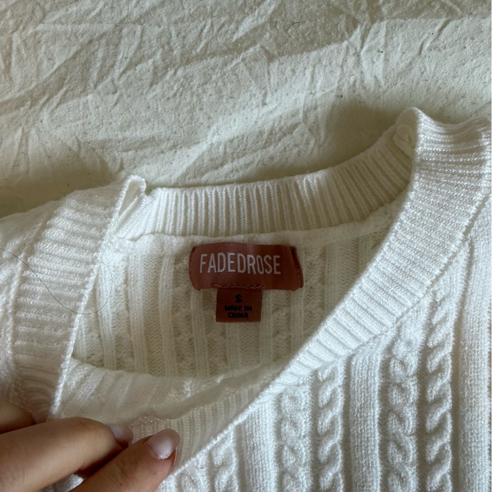 Sweater - Picture 2 of 3
